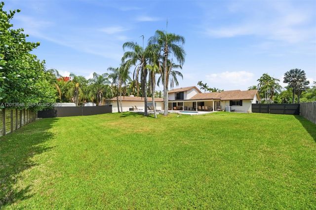 15130 SW 164th Ter, Miami, FL 33187