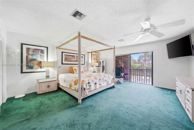 15130 SW 164th Ter, Miami, FL 33187