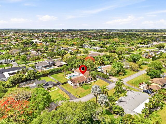 15130 SW 164th Ter, Miami, FL 33187