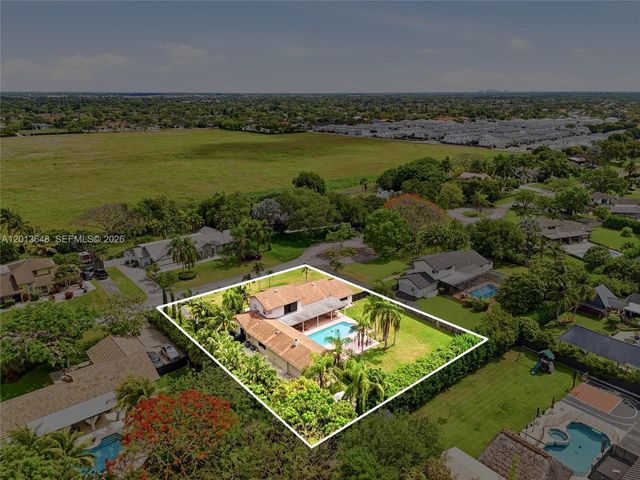 15130 SW 164th Ter, Miami, FL 33187