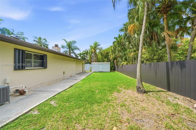 15130 SW 164th Ter, Miami, FL 33187