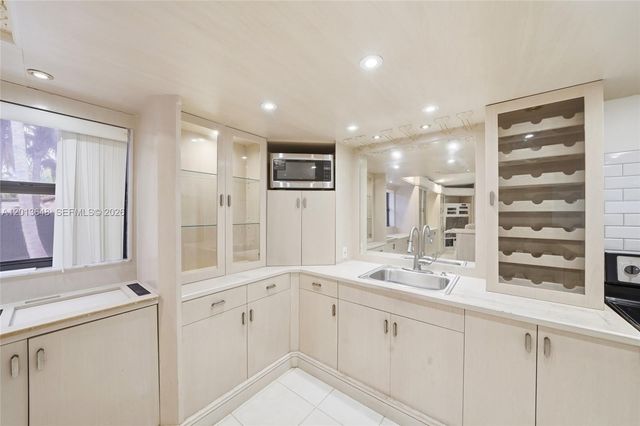 15130 SW 164th Ter, Miami, FL 33187