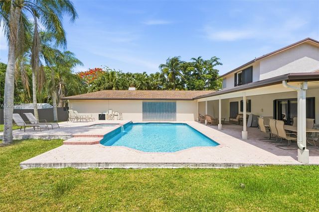 15130 SW 164th Ter, Miami, FL 33187
