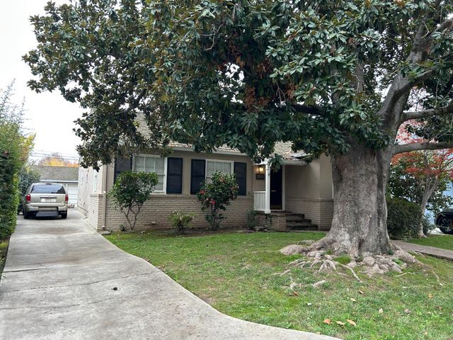 1640 7th Ave, Sacramento, CA 95818