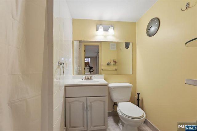 29-07 Fair Lawn Avenue, Fair Lawn, NJ 07410