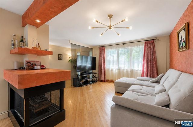 29-07 Fair Lawn Avenue, Fair Lawn, NJ 07410