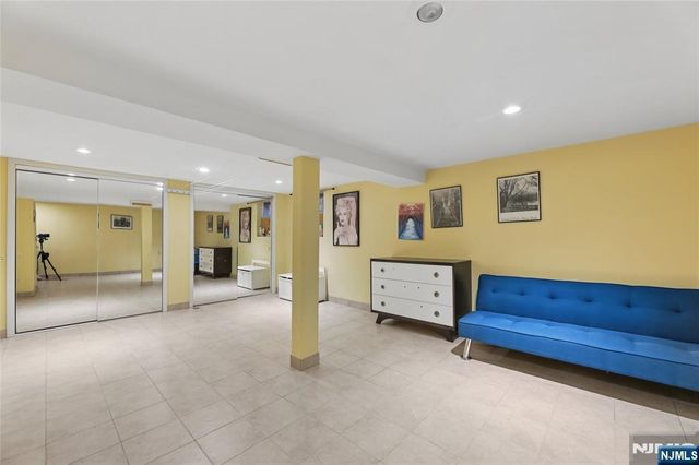 29-07 Fair Lawn Avenue, Fair Lawn, NJ 07410