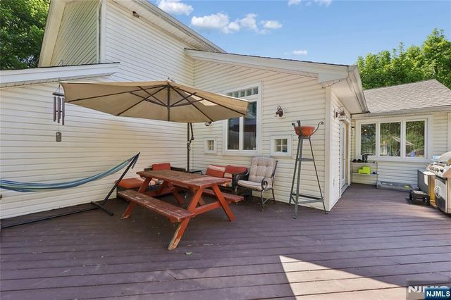 29-07 Fair Lawn Avenue, Fair Lawn, NJ 07410