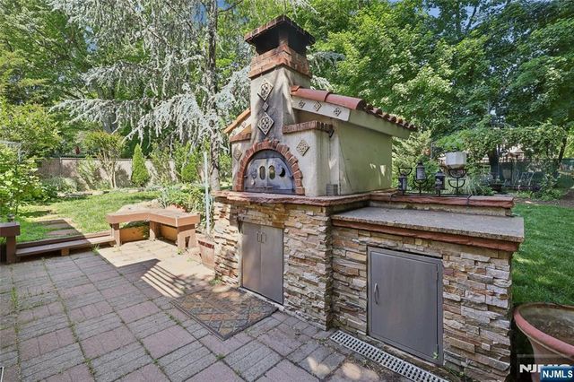 29-07 Fair Lawn Avenue, Fair Lawn, NJ 07410