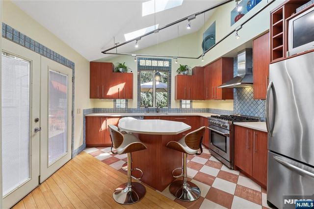29-07 Fair Lawn Avenue, Fair Lawn, NJ 07410