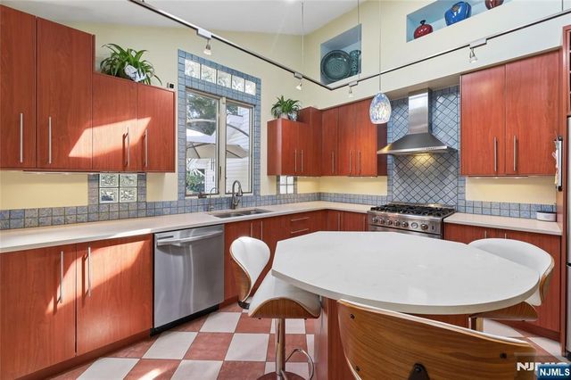 29-07 Fair Lawn Avenue, Fair Lawn, NJ 07410