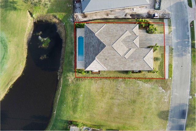 109 SE Via Verona, Port St. Lucie, FL 34984