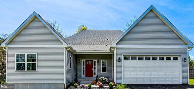 198 CROSS RD, Gilbertsville, PA 19525