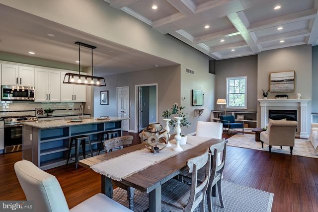 198 CROSS RD, Gilbertsville, PA 19525