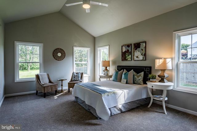 198 CROSS RD, Gilbertsville, PA 19525