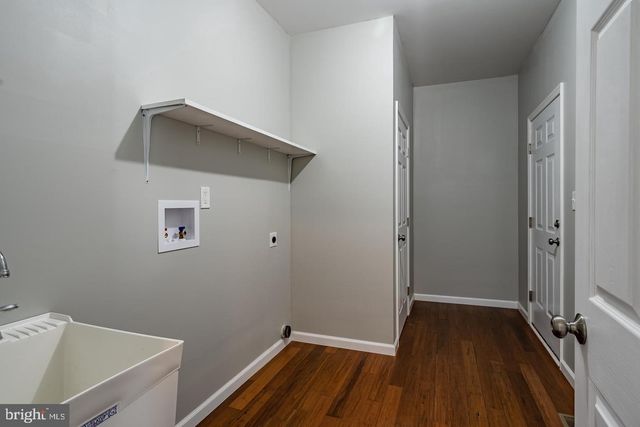 198 CROSS RD, Gilbertsville, PA 19525