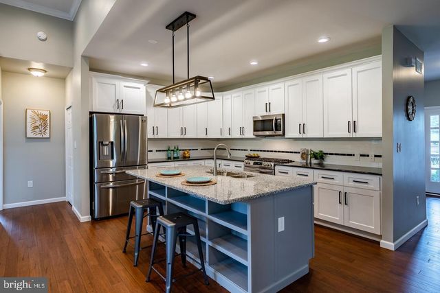 198 CROSS RD, Gilbertsville, PA 19525