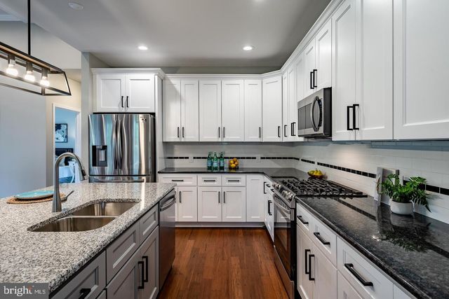 198 CROSS RD, Gilbertsville, PA 19525