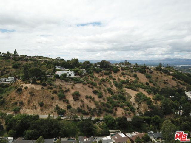 3734 N Oakfield Drive, Sherman Oaks (los Angeles), CA 91423