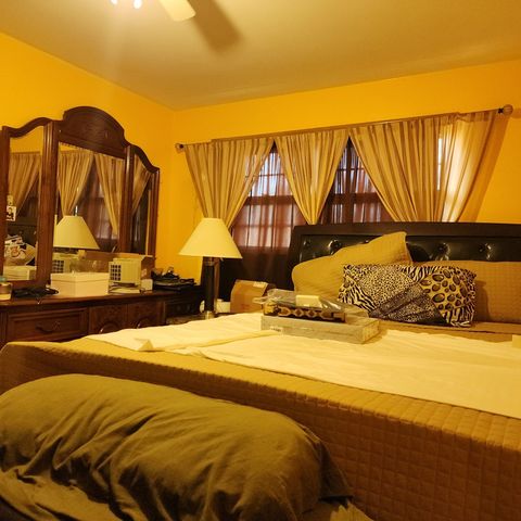 16646 Maryland Avenue, South Holland, IL 60473