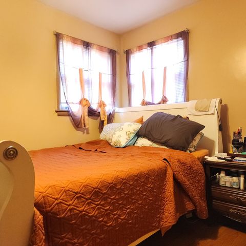 16646 Maryland Avenue, South Holland, IL 60473