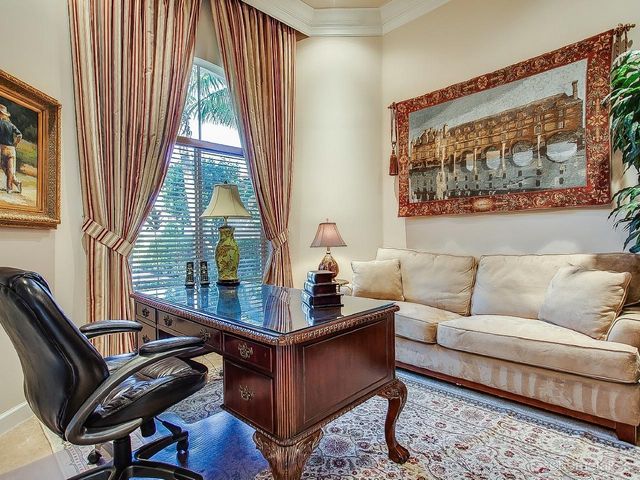 116 Bianca Drive, Palm Beach Gardens, FL 33418