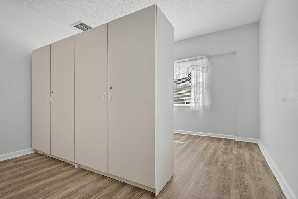 Image 31 of property listing at 13816 PATHFINDER DRIVE, Tampa, FL 33625