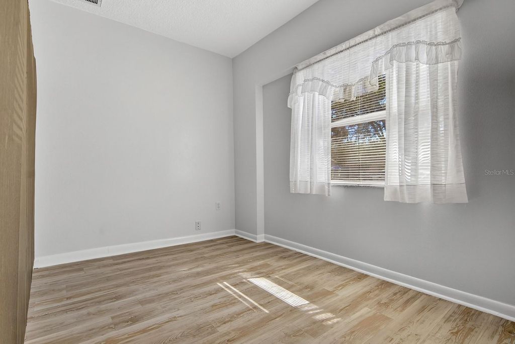 Image 33 of property listing at 13816 PATHFINDER DRIVE, Tampa, FL 33625