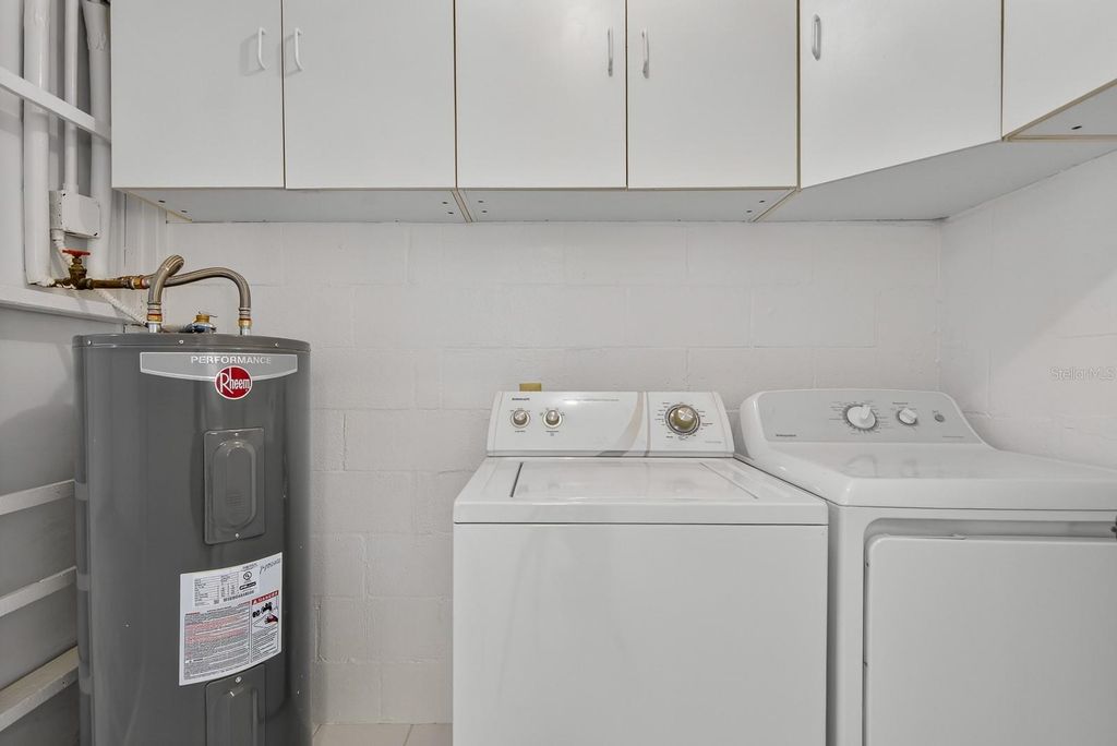 Image 35 of property listing at 13816 PATHFINDER DRIVE, Tampa, FL 33625