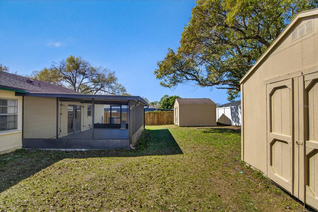 Image 43 of property listing at 13816 PATHFINDER DRIVE, Tampa, FL 33625