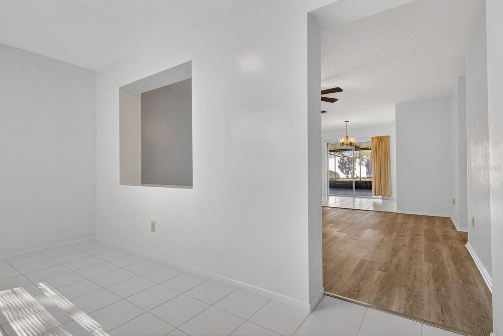 Image 6 of property listing at 13816 PATHFINDER DRIVE, Tampa, FL 33625