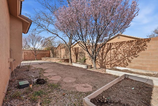 849 Vista Patron Drive, Bernalillo, NM 87004