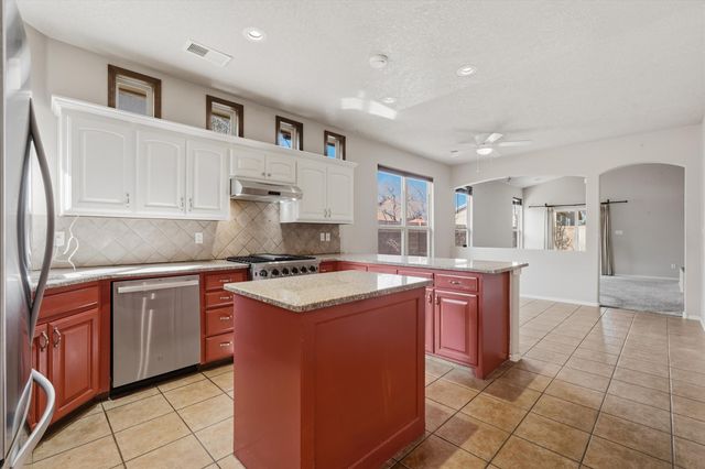 849 Vista Patron Drive, Bernalillo, NM 87004