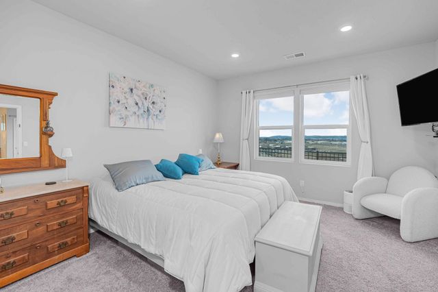 20754 E VALLEY VISTA Dr, Liberty Lake, WA 99019