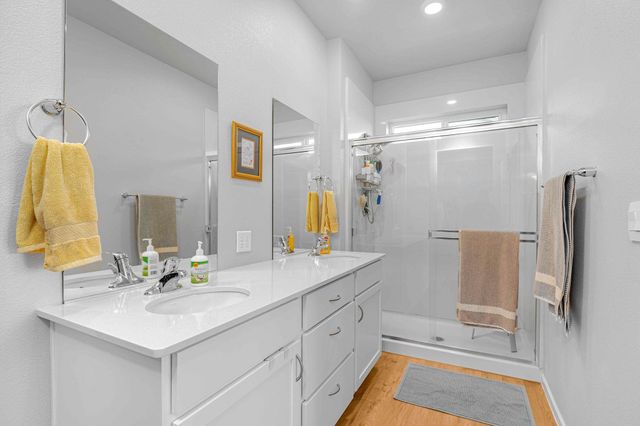 20754 E VALLEY VISTA Dr, Liberty Lake, WA 99019