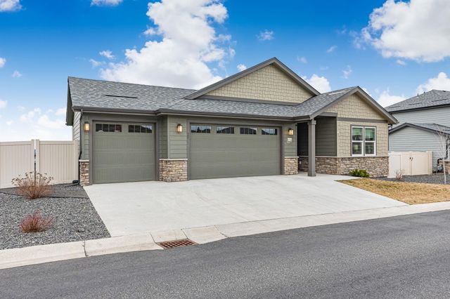 20754 E VALLEY VISTA Dr, Liberty Lake, WA 99019