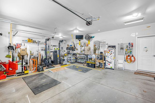 20754 E VALLEY VISTA Dr, Liberty Lake, WA 99019