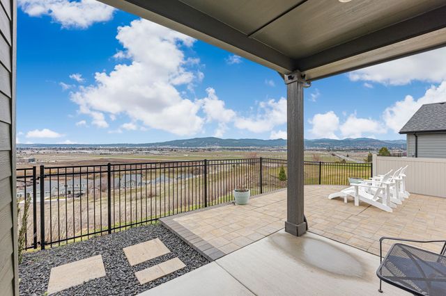 20754 E VALLEY VISTA Dr, Liberty Lake, WA 99019