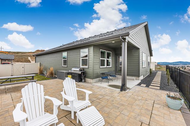 20754 E VALLEY VISTA Dr, Liberty Lake, WA 99019