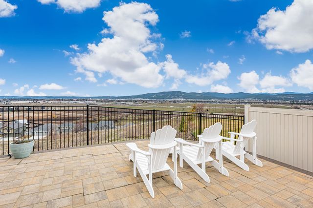 20754 E VALLEY VISTA Dr, Liberty Lake, WA 99019