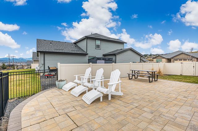 20754 E VALLEY VISTA Dr, Liberty Lake, WA 99019