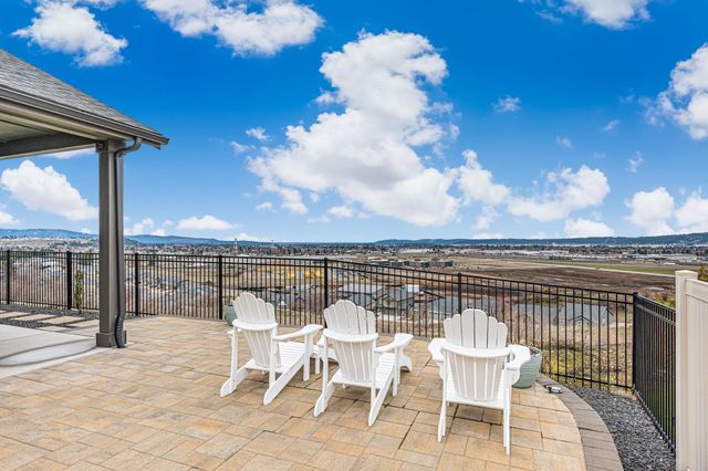 20754 E VALLEY VISTA Dr, Liberty Lake, WA 99019