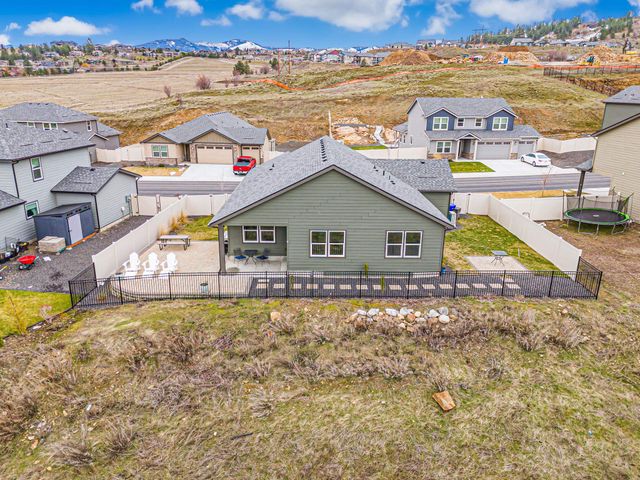 20754 E VALLEY VISTA Dr, Liberty Lake, WA 99019