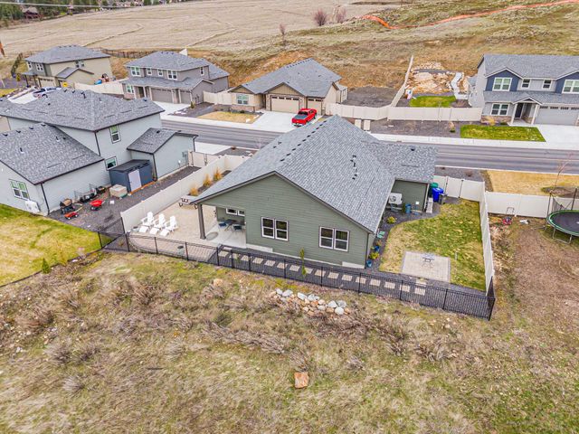 20754 E VALLEY VISTA Dr, Liberty Lake, WA 99019