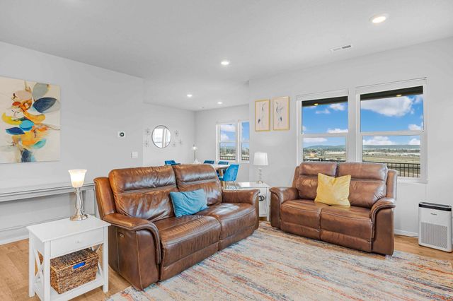 20754 E VALLEY VISTA Dr, Liberty Lake, WA 99019