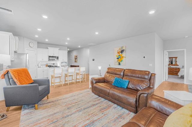 20754 E VALLEY VISTA Dr, Liberty Lake, WA 99019