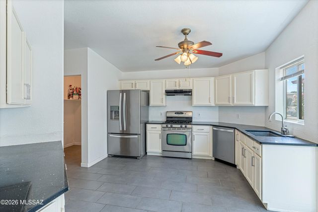 8999 E Fairway Groves Drive, Tucson, AZ 85730