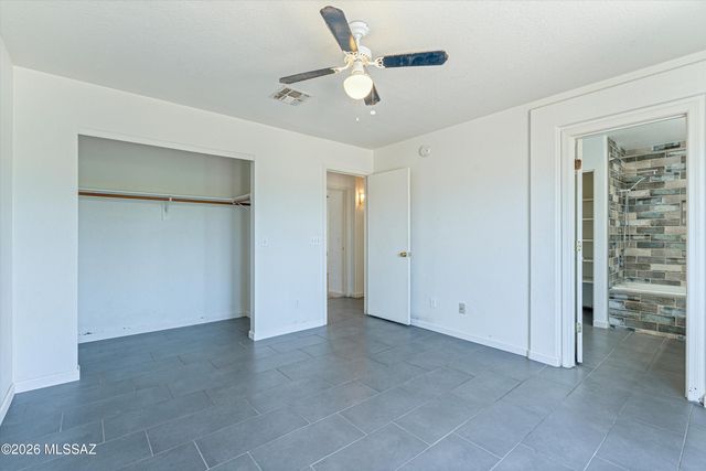 8999 E Fairway Groves Drive, Tucson, AZ 85730