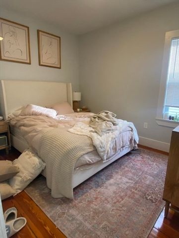 130 Boston St 3, Boston, MA 02125