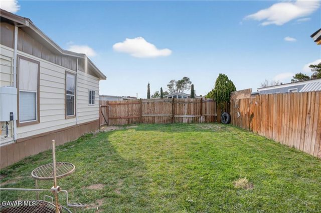 3300 W 15th Street Spc 50, Rosamond, CA 93560